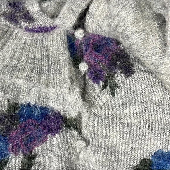 Something Navy Sweater Womens Medium Grey Alpaca Wool Floral Ruffle Feminine - Picture 6 of 9